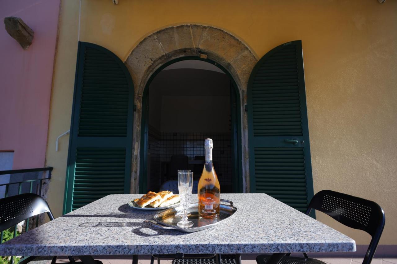 Appartamento La Casa Col Portico Leivi Esterno foto