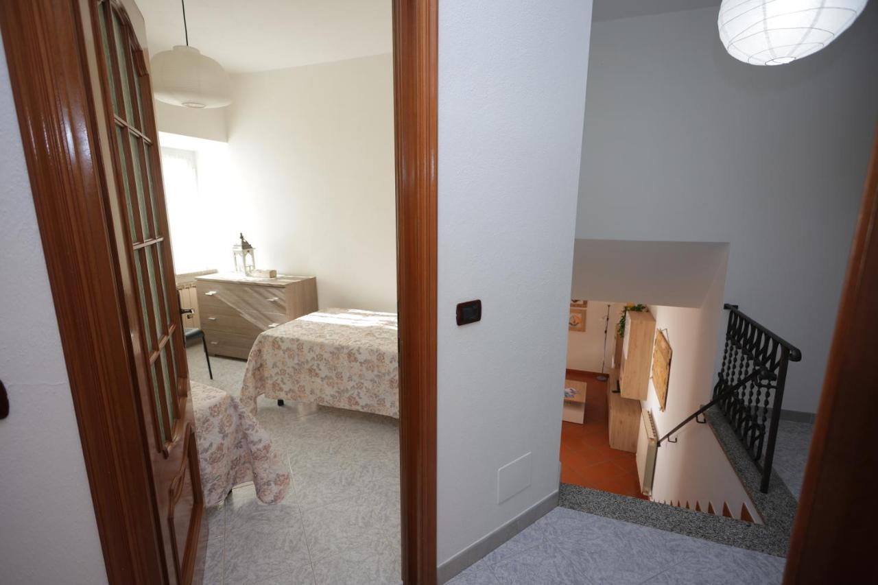 Appartamento La Casa Col Portico Leivi Esterno foto